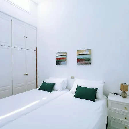 Live Abades Playa Chica & Terrace Abades (Tenerife)