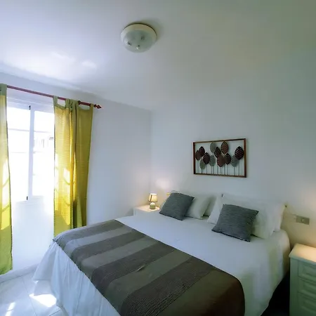 Live Abades Playa Chica & Terrace *