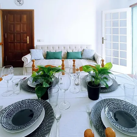 Live Abades Playa Chica & Terrace Apartment *