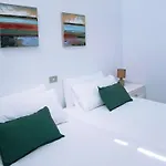 Live Abades Playa Chica & Terrace شقة *