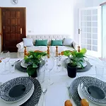 Live Abades Playa Chica & Terrace شقة *